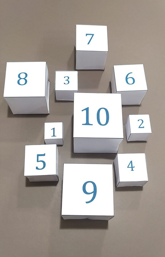 Cubi di grandezza progressiva