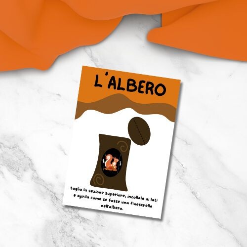Lavoretto albero con scoiattolo