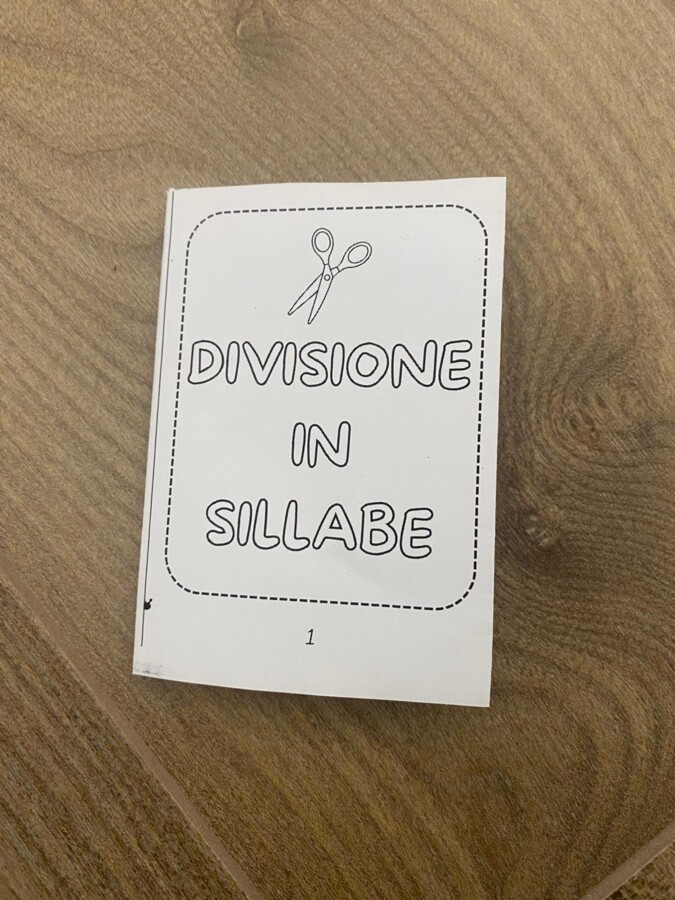 Libretto delle regole per la divisione in sillabe