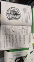 Fossili: spiegazione sul quaderno per bambini