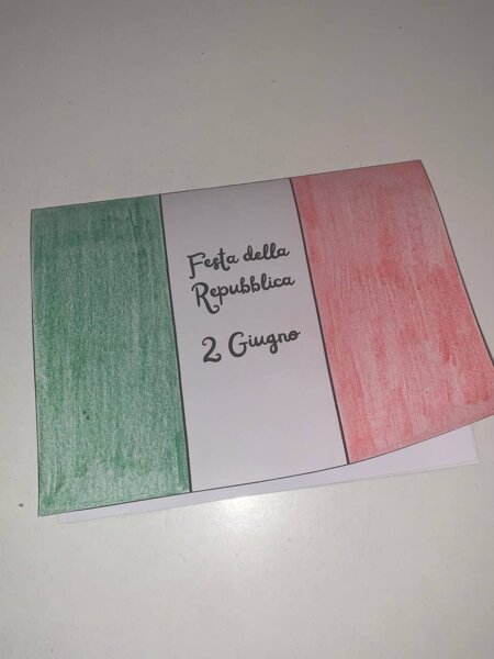 Bandiera Italiana 2 giugno – Stemma della Repubblica Italiana