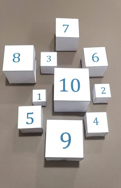 Cubi di grandezza progressiva