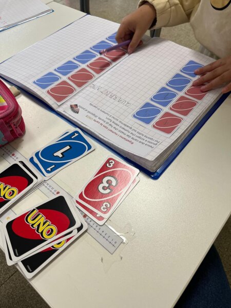 FINO A 99: decine e unità con le carte UNO