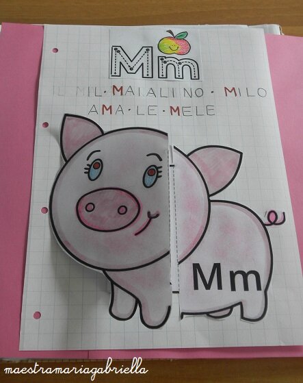 M di Maialino che ama le mele