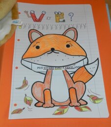 Lettera V o lettera F con testo in Volpe Filomena