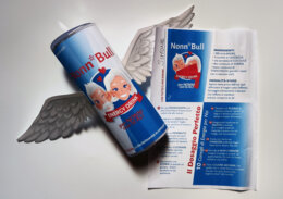 "NONN*BULL EnergyDrink per nonni con le ali" - Lattina + Ali + 3Cannucce