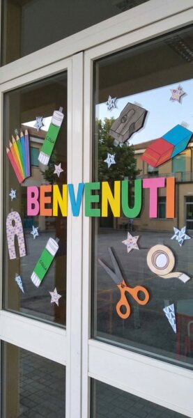 ACCOGLIENZA CON "I MATERIALI SCOLASTICI"